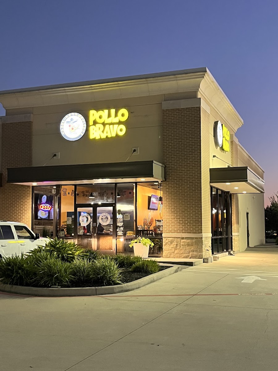Pollo Bravo